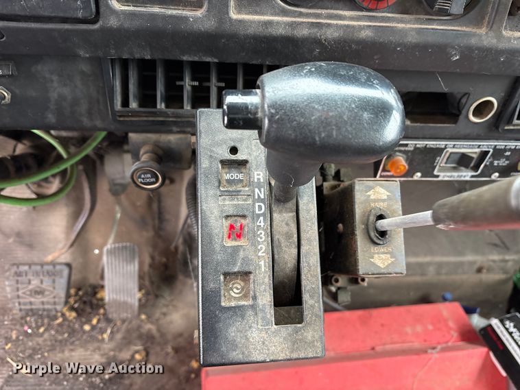 image for item FB8501 2001 International 2254 dump truck