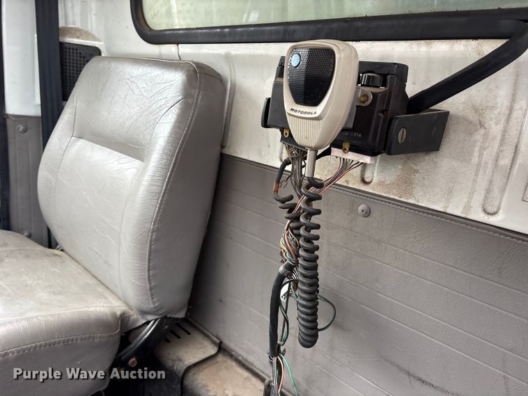 image for item FB8501 2001 International 2254 dump truck