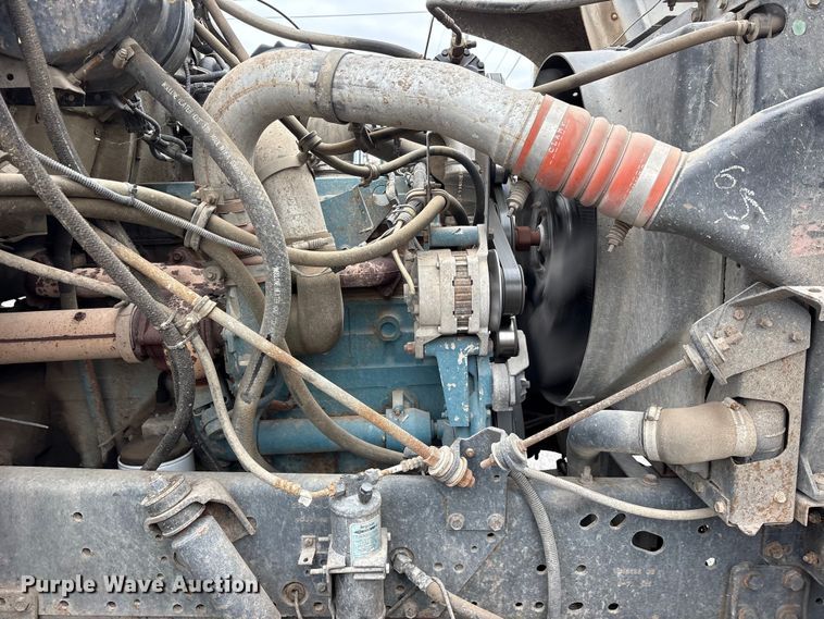 image for item FB8501 2001 International 2254 dump truck