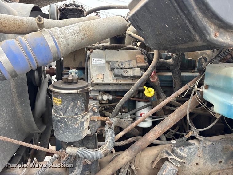 image for item FB8501 2001 International 2254 dump truck