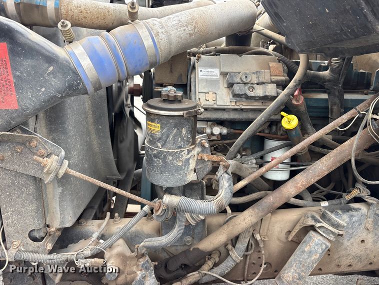 image for item FB8501 2001 International 2254 dump truck