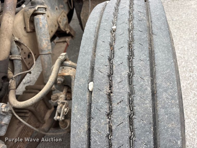 image for item FB8501 2001 International 2254 dump truck