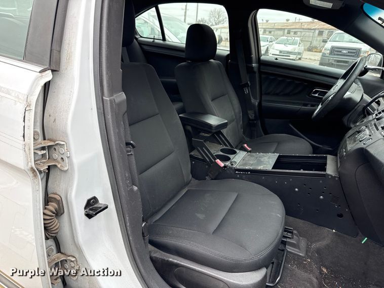 image for item FB8502 2015 Ford Taurus Police Interceptor 