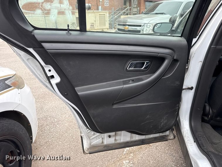 image for item FB8502 2015 Ford Taurus Police Interceptor 