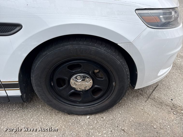 image for item FB8503 2016 Ford Taurus Police Interceptor 