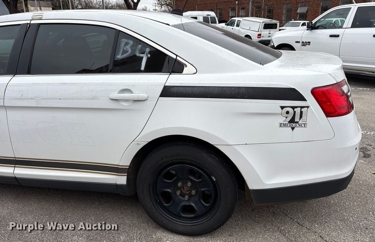 image for item FB8505 2016 Ford Taurus Police Interceptor 
