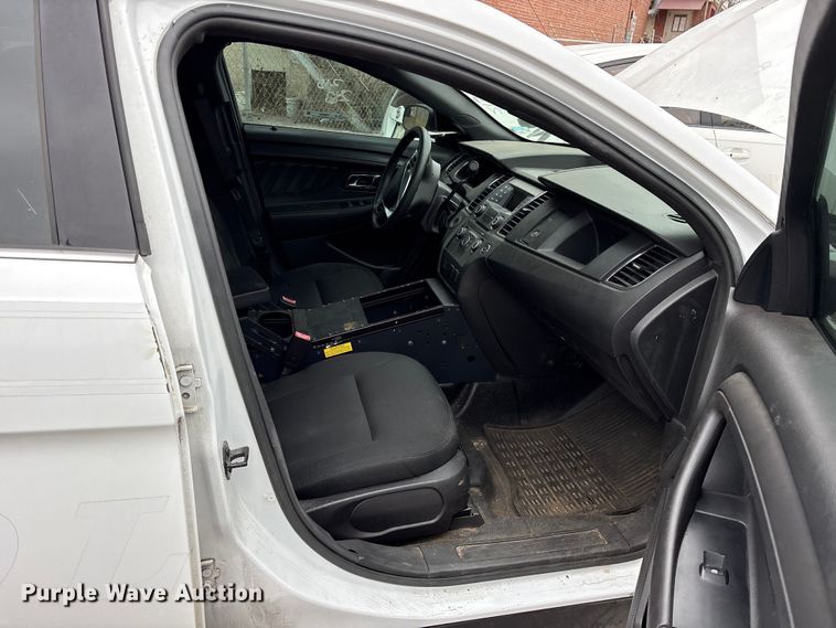 image for item FB8505 2016 Ford Taurus Police Interceptor 