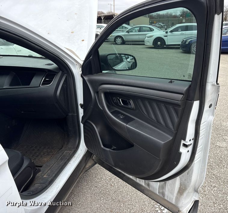 image for item FB8505 2016 Ford Taurus Police Interceptor 