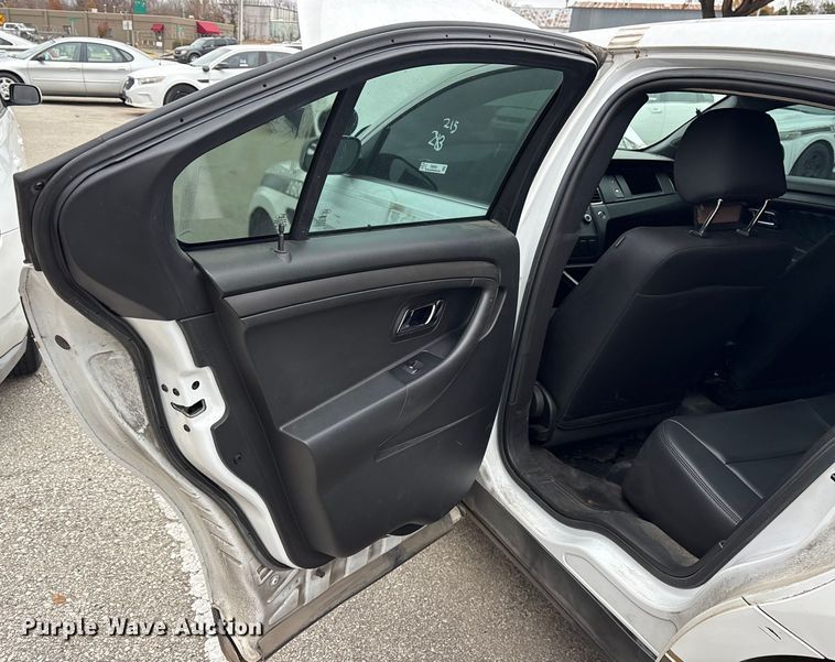 image for item FB8505 2016 Ford Taurus Police Interceptor 