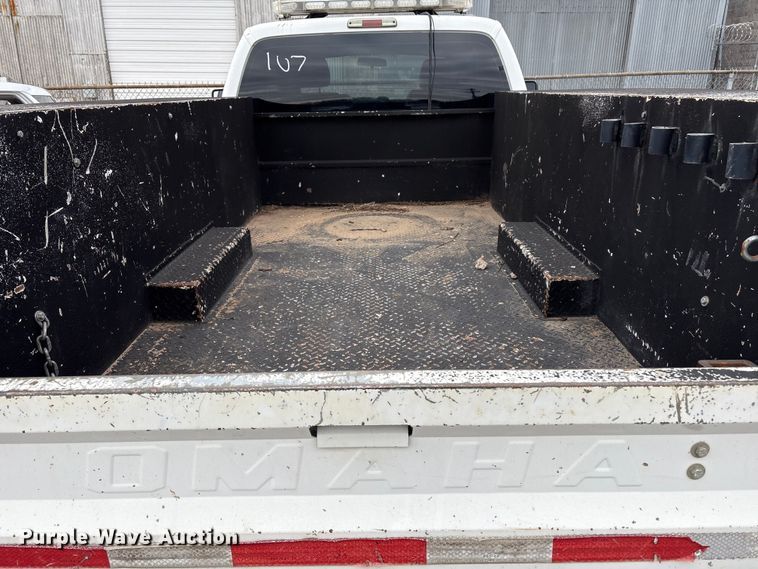 image for item FB8506 2014 Ford F350 Super Duty Ext. Cab utility bed pickup truck