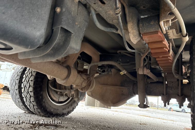 image for item FB8506 2014 Ford F350 Super Duty Ext. Cab utility bed pickup truck