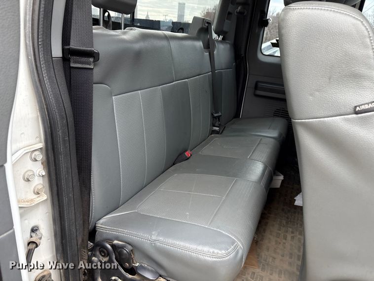 image for item FB8506 2014 Ford F350 Super Duty Ext. Cab utility bed pickup truck