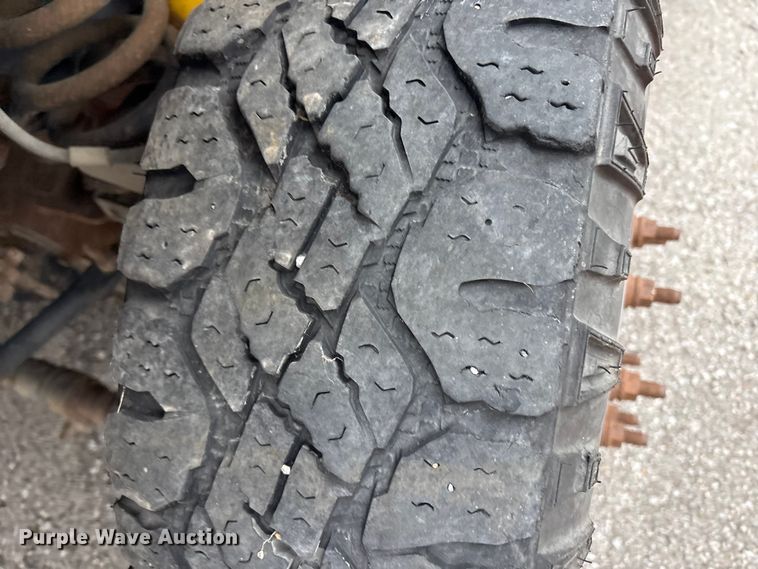 image for item FB8506 2014 Ford F350 Super Duty Ext. Cab utility bed pickup truck