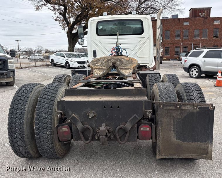 image for item FB8510 2011 International WorkStar 7400 semi truck