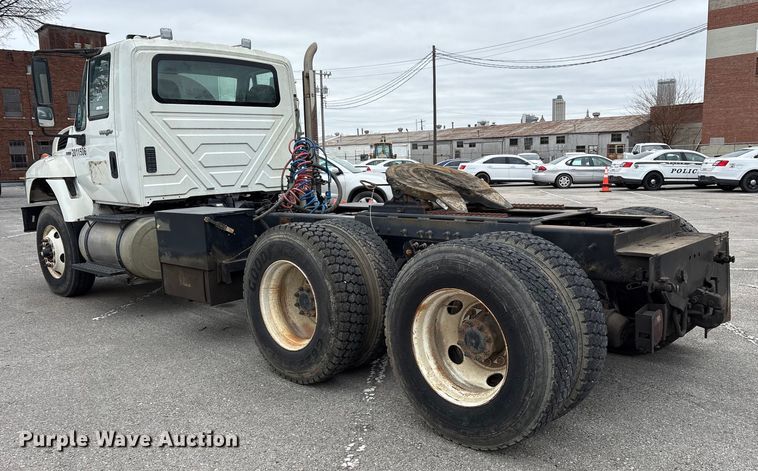 image for item FB8510 2011 International WorkStar 7400 semi truck