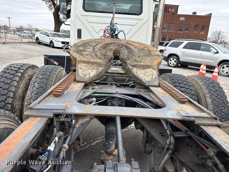 image for item FB8510 2011 International WorkStar 7400 semi truck