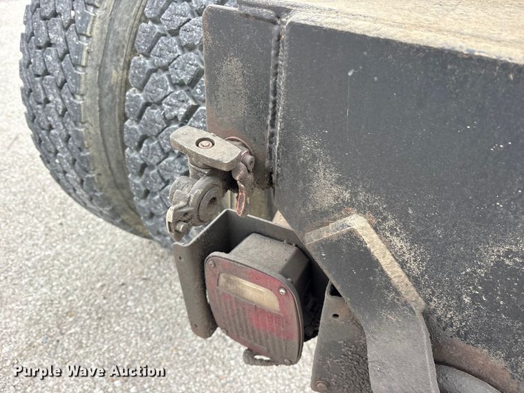 image for item FB8510 2011 International WorkStar 7400 semi truck