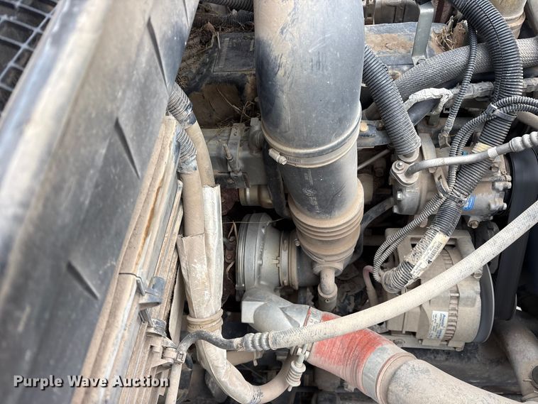 image for item FB8510 2011 International WorkStar 7400 semi truck