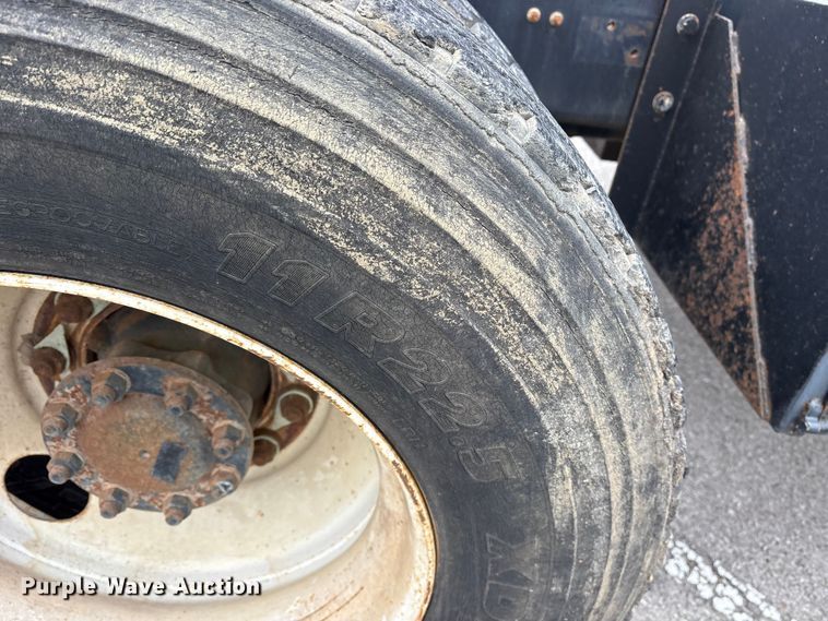 image for item FB8510 2011 International WorkStar 7400 semi truck