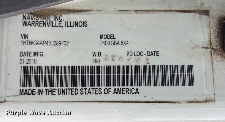 image for item FB8510 2011 International WorkStar 7400 semi truck