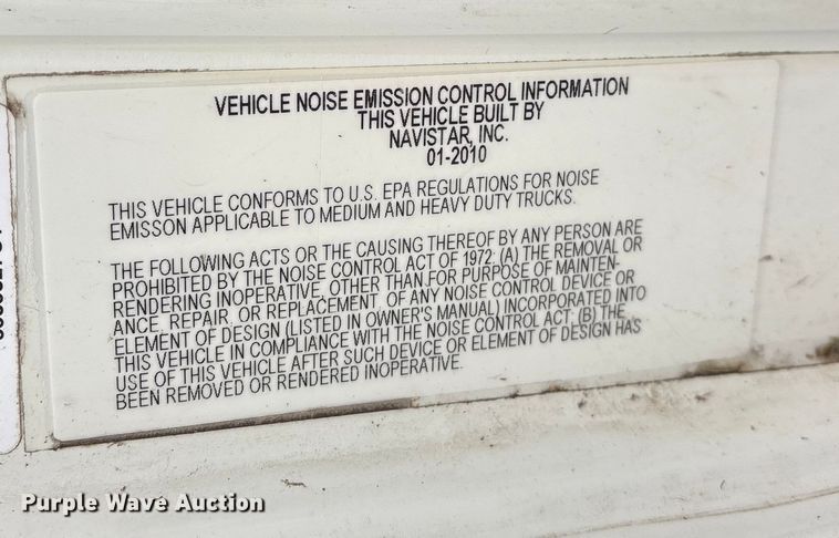 image for item FB8510 2011 International WorkStar 7400 semi truck