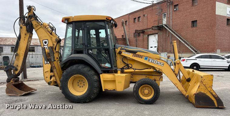image for item FB8511 2006 John Deere 310SG backhoe