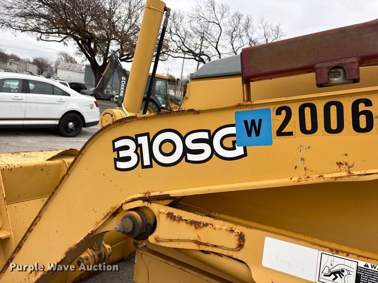 image for item FB8511 2006 John Deere 310SG backhoe