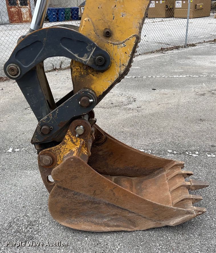 image for item FB8511 2006 John Deere 310SG backhoe