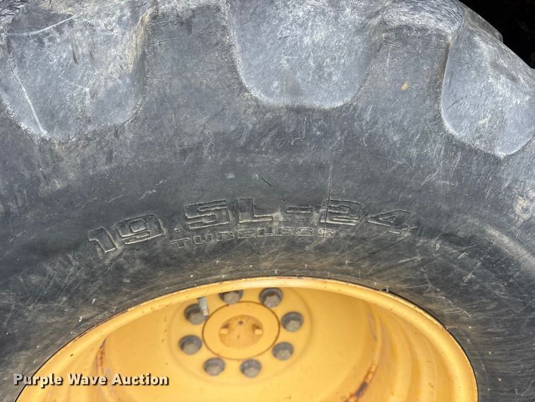 image for item FB8511 2006 John Deere 310SG backhoe