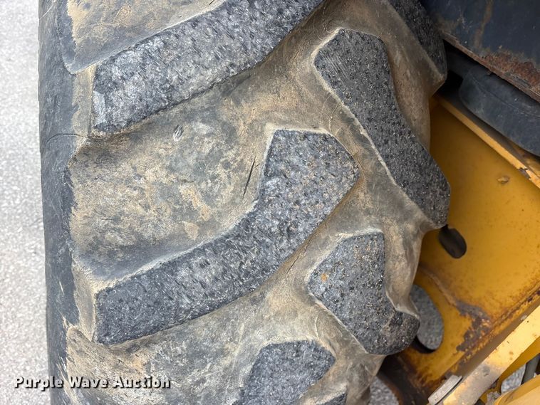 image for item FB8511 2006 John Deere 310SG backhoe