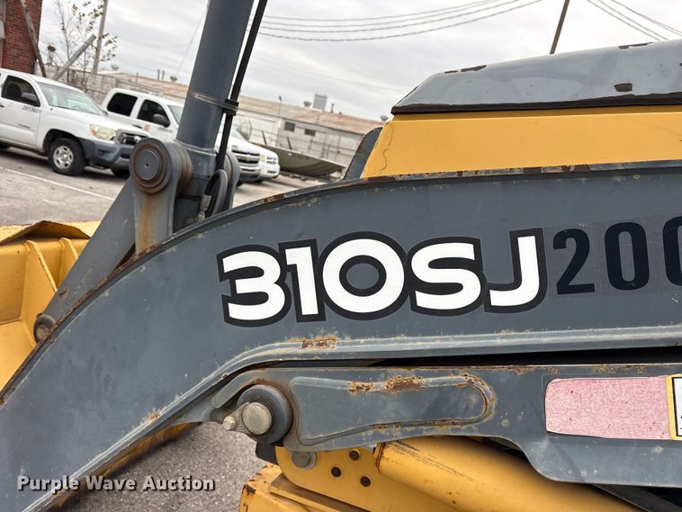 image for item FB8512 2008 John Deere 310SJ backhoe
