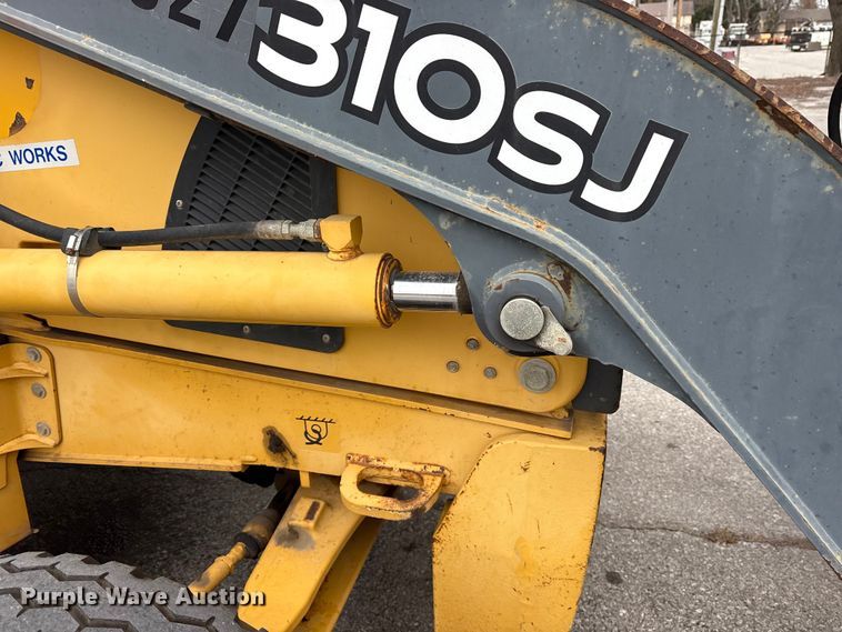 image for item FB8512 2008 John Deere 310SJ backhoe
