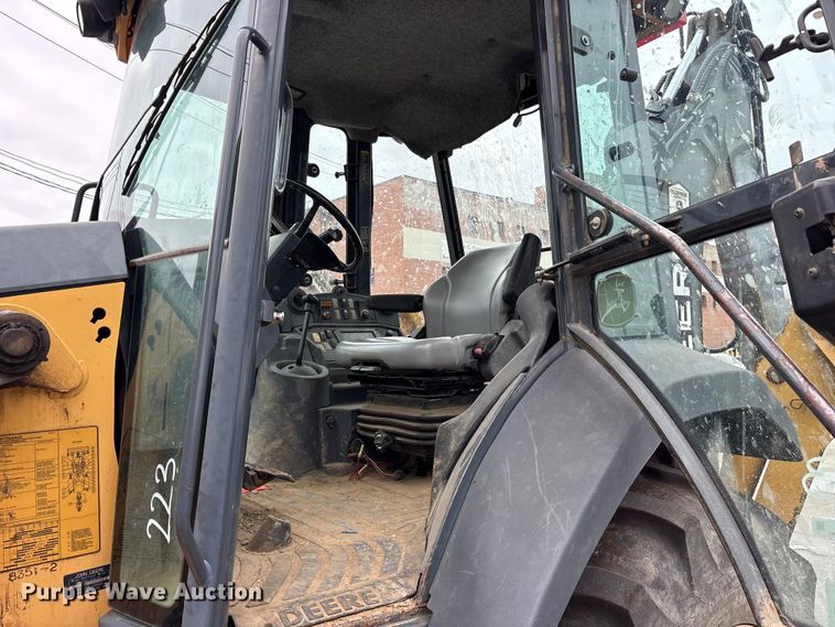 image for item FB8512 2008 John Deere 310SJ backhoe