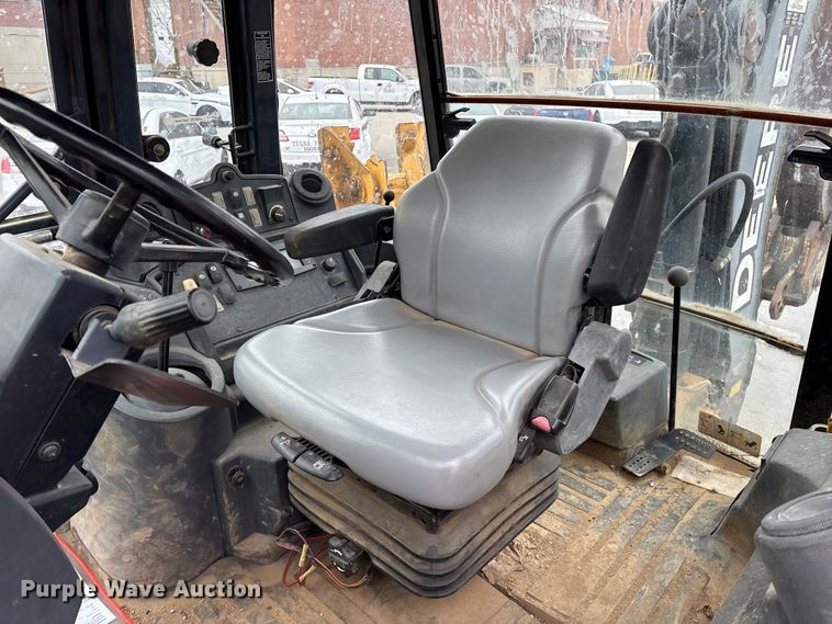 image for item FB8512 2008 John Deere 310SJ backhoe