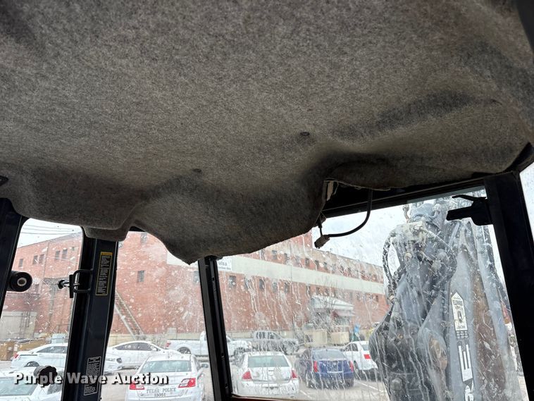 image for item FB8512 2008 John Deere 310SJ backhoe