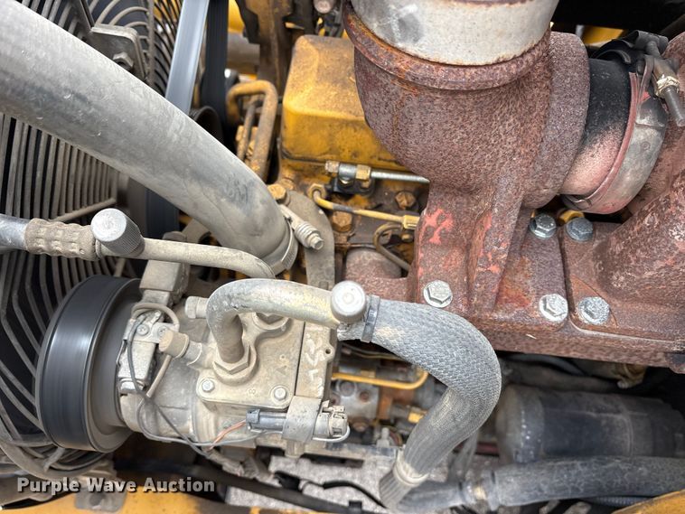 image for item FB8512 2008 John Deere 310SJ backhoe