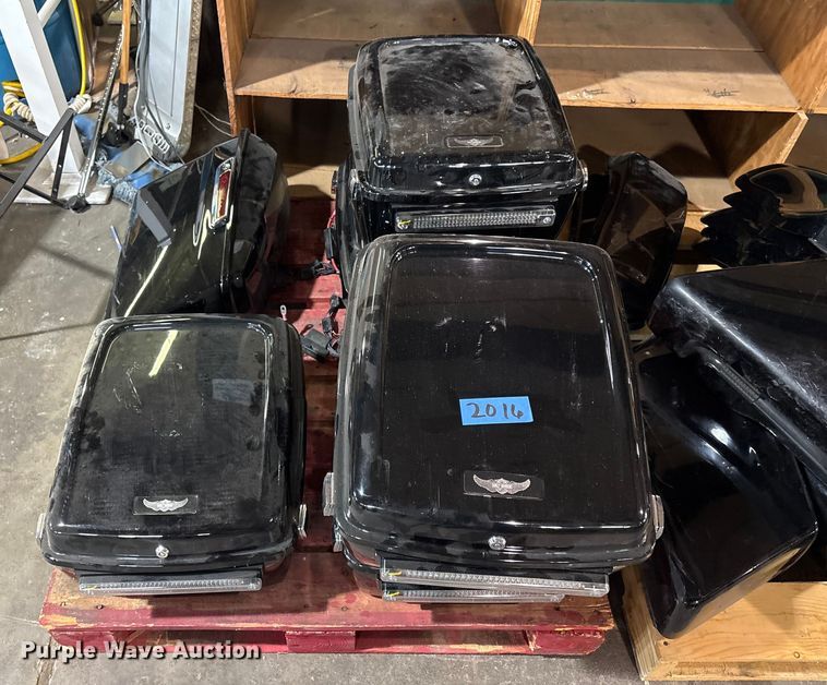 image for item FB8513 Harley Davidson parts