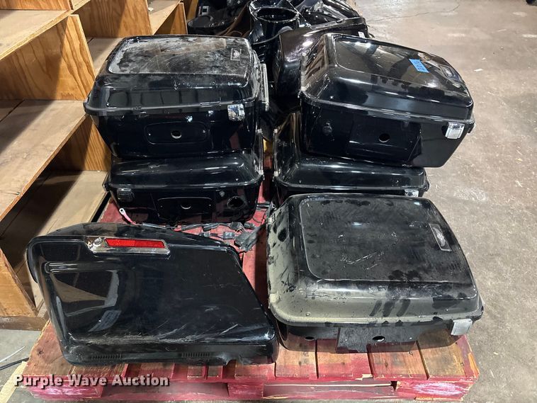 image for item FB8513 Harley Davidson parts