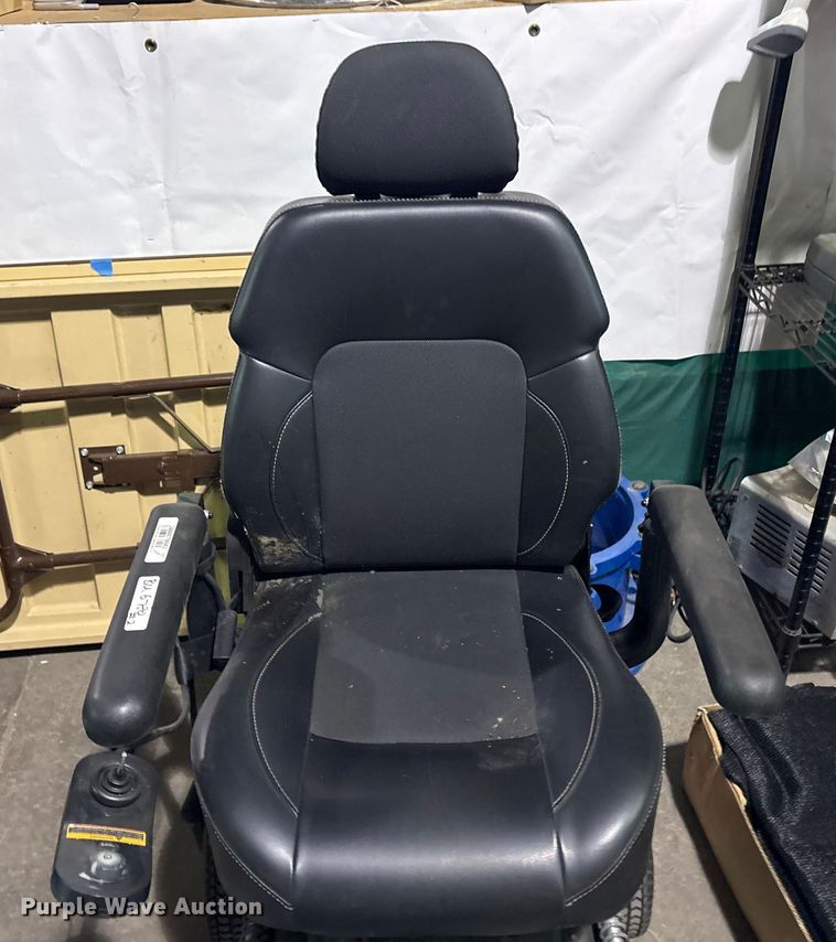 image for item FB8518 Merits Vision Sport Wheelchair