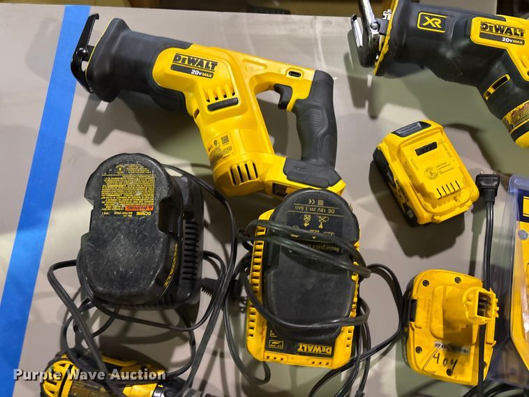 image for item FB8520 DeWalt tools