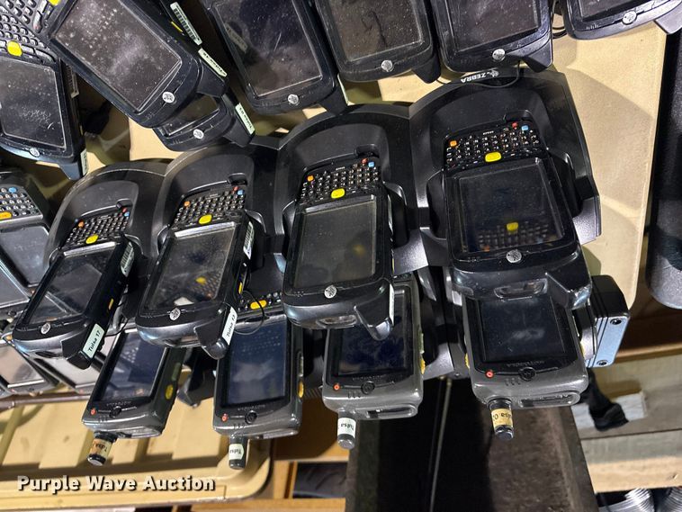 image for item FB8521 Approximately 76 barcode scanner mobile computers