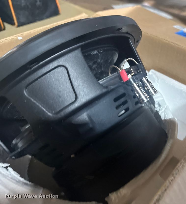 image for item FB8522 SoundQubed HDS2.1 Subwoofer