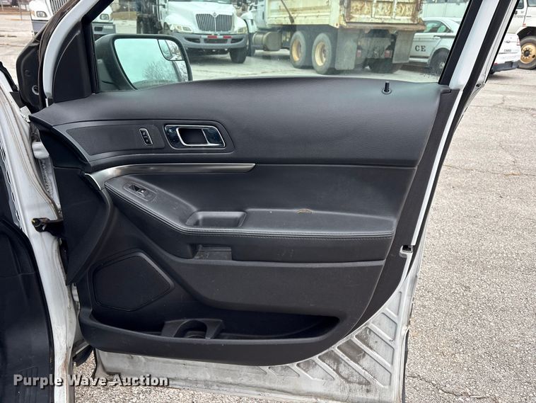 image for item FB8523 2015 Ford Explorer Police Interceptor SUV