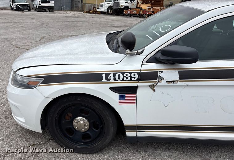image for item FB8525 2014 Ford Taurus Police Interceptor 