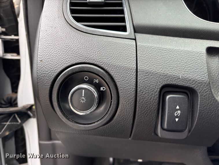 image for item FB8525 2014 Ford Taurus Police Interceptor 