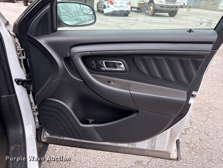 image for item FB8525 2014 Ford Taurus Police Interceptor 