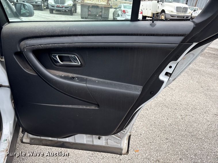 image for item FB8525 2014 Ford Taurus Police Interceptor 