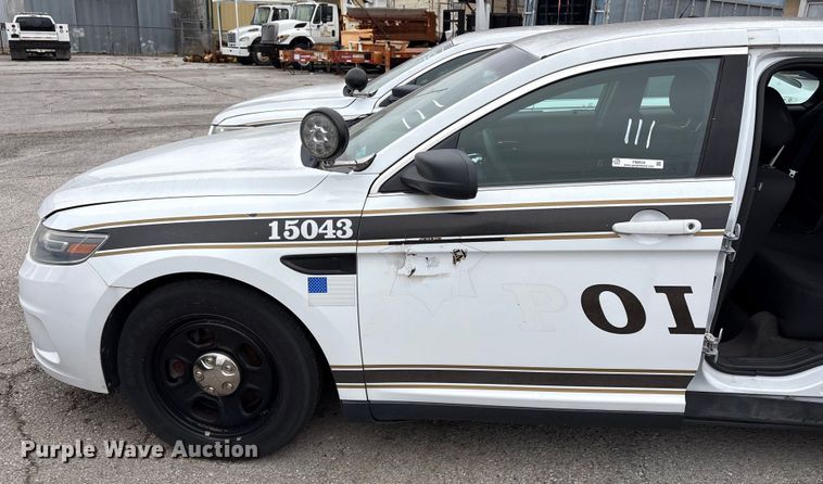 image for item FB8526 2015 Ford Taurus Police Interceptor 