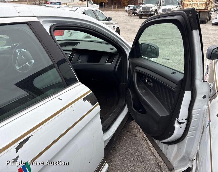 image for item FB8526 2015 Ford Taurus Police Interceptor 