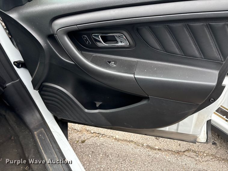 image for item FB8526 2015 Ford Taurus Police Interceptor 